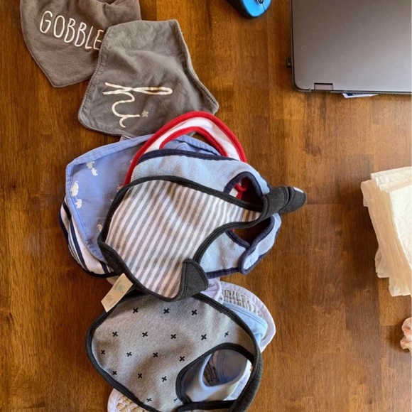 Bibs - Picture 1 of 1